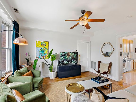 4th image of 3540 N Lawndale Ave #2