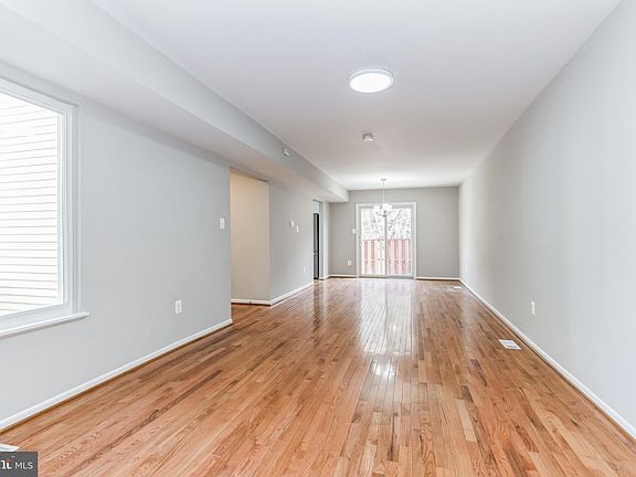 4th image of 54 Nina Ct #188
