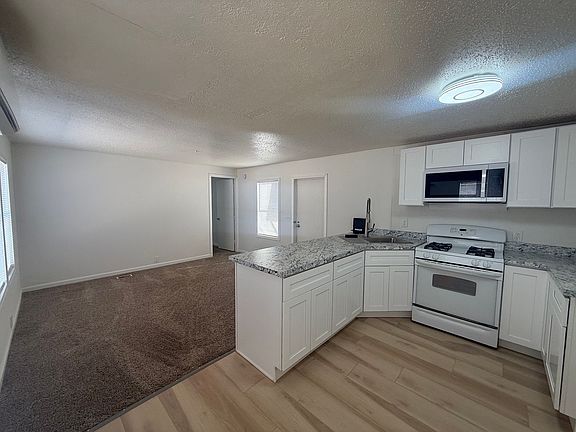 3rd image of 4149 N Eagle Dr