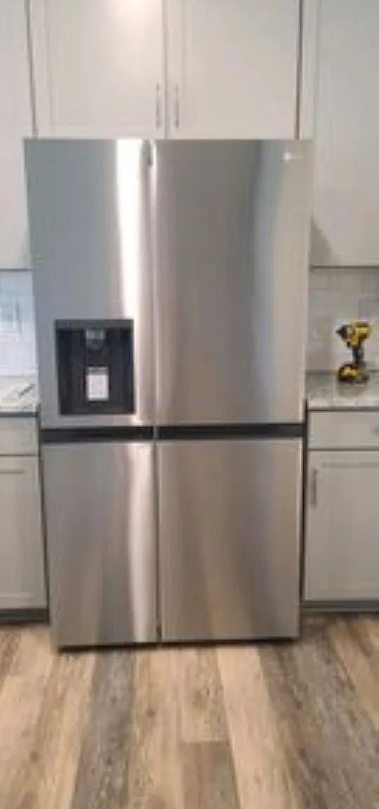 3 bed, 2.5 bath, 1817 sqft, $2,500 — Photo 4