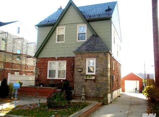 1422 145th Pl, Whitestone, NY 11357