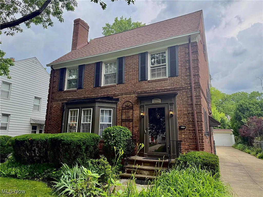 2337 Charney Rd photo 1