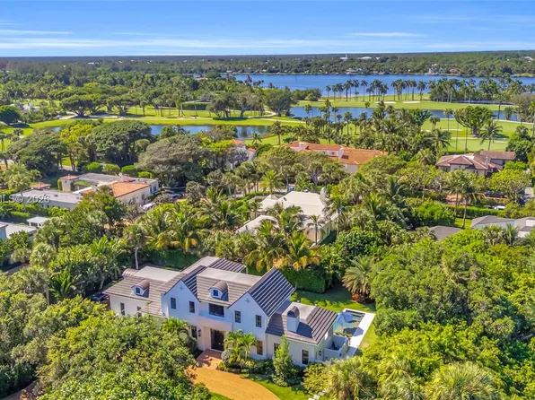 44 S Beach Rd, Hobe Sound, FL 33455