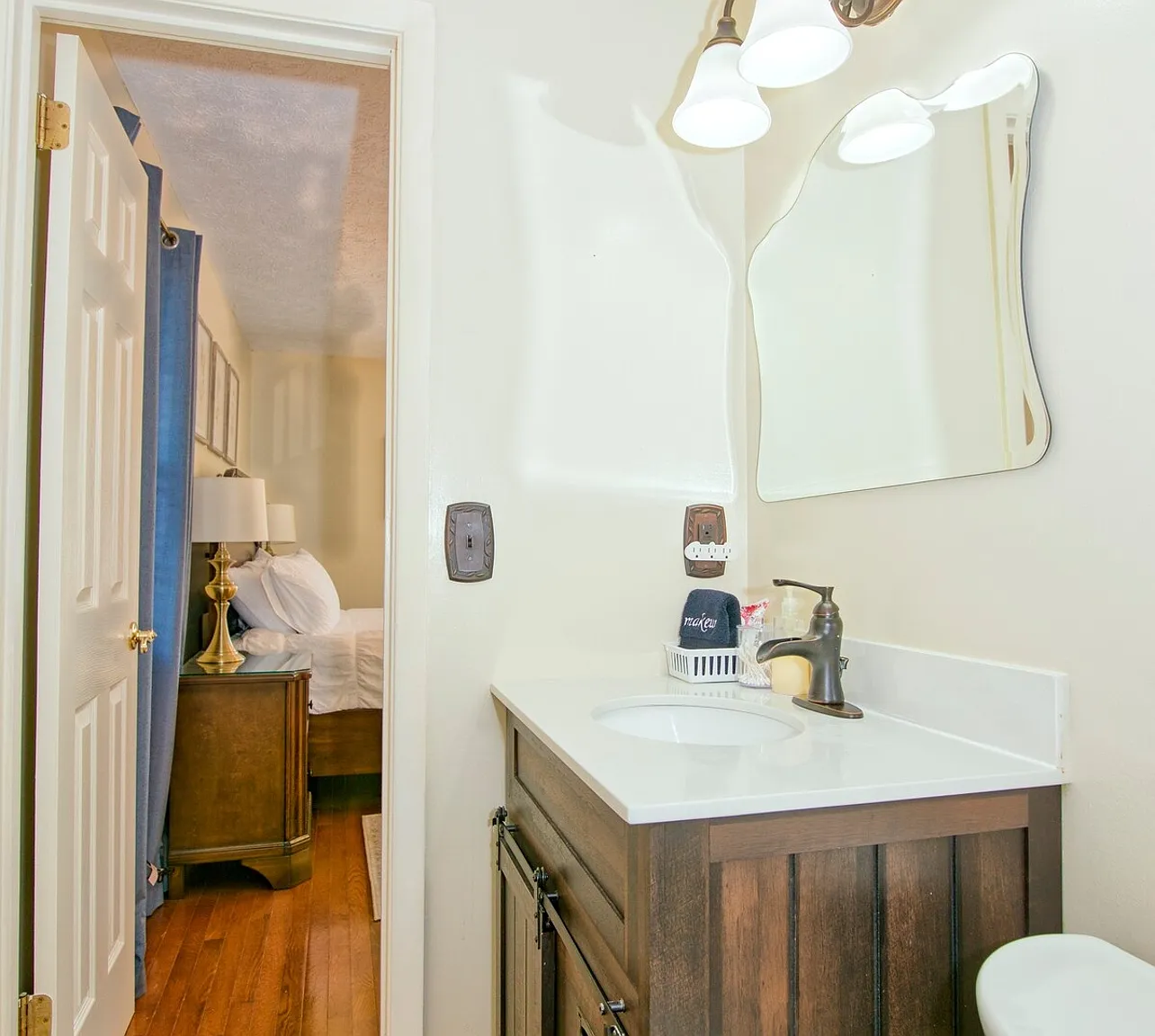 3 bed, $2,700 — Photo 3