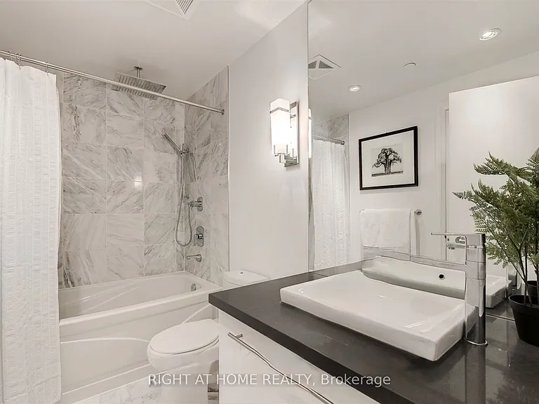 399 Spring Garden Ave #228 — Photo 2