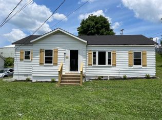 111 8th Ave, Columbia, TN 38401