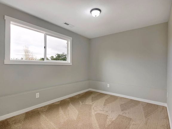 5th image of 8422 S 16th St