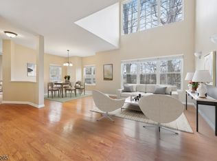 1504 Riveredge Ln, Whippany, NJ 07981