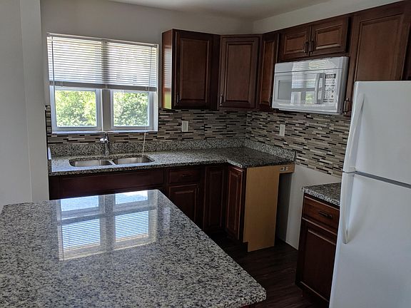 4th image of 4091 Concordia Ave