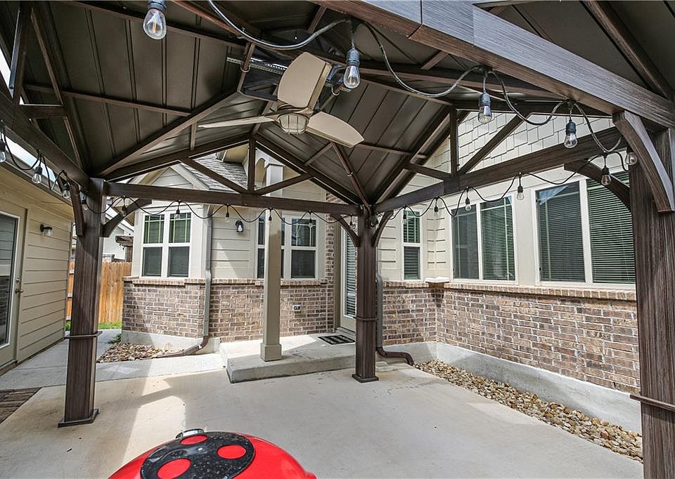 1st image of 117 Trailstone Dr