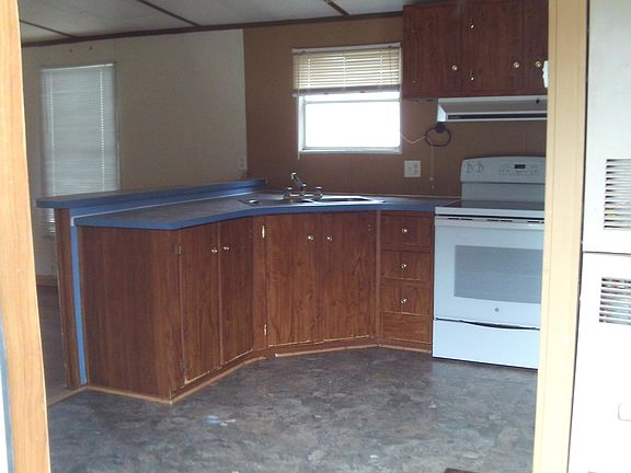4th image of 19 Kinnett Dr Lot 20