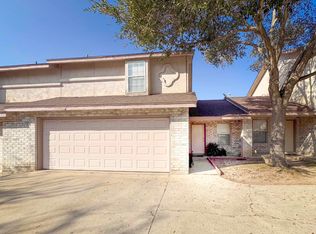 8801 McPherson Rd APT 2E, Laredo, TX 78045