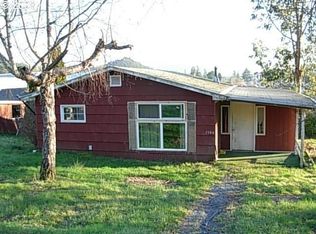 1504 Harris St, Myrtle Point, OR 97458