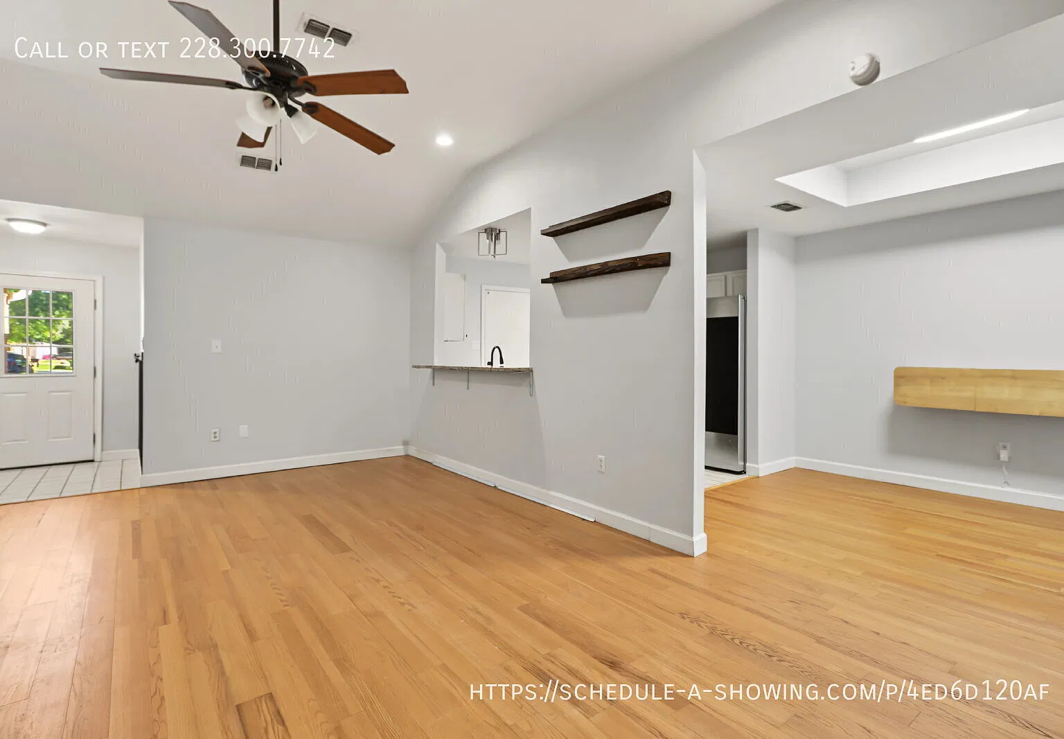 Your Next Home Awaits! Enjoy Comfort & Convenience! — Photo 4