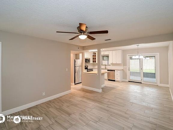 5th image of 5615 Hillman Dr