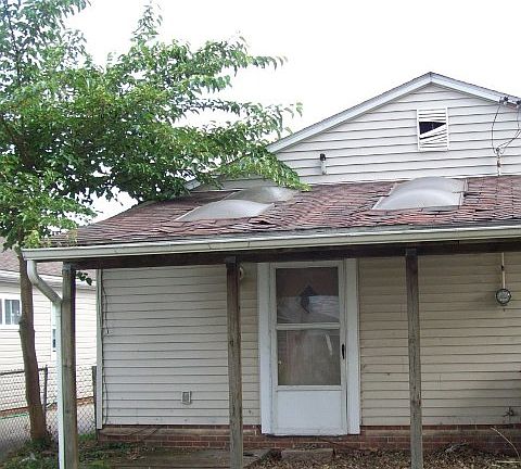 3rd image of 3414 Center Dr