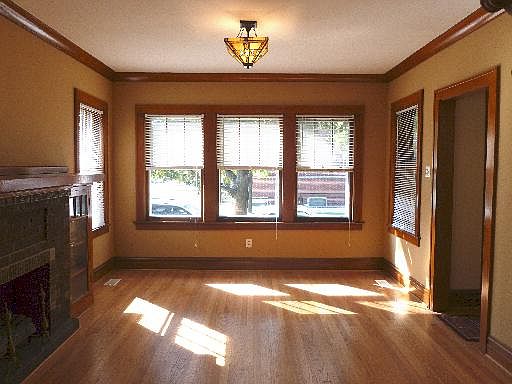 2nd image of 3645 S Scoville Ave