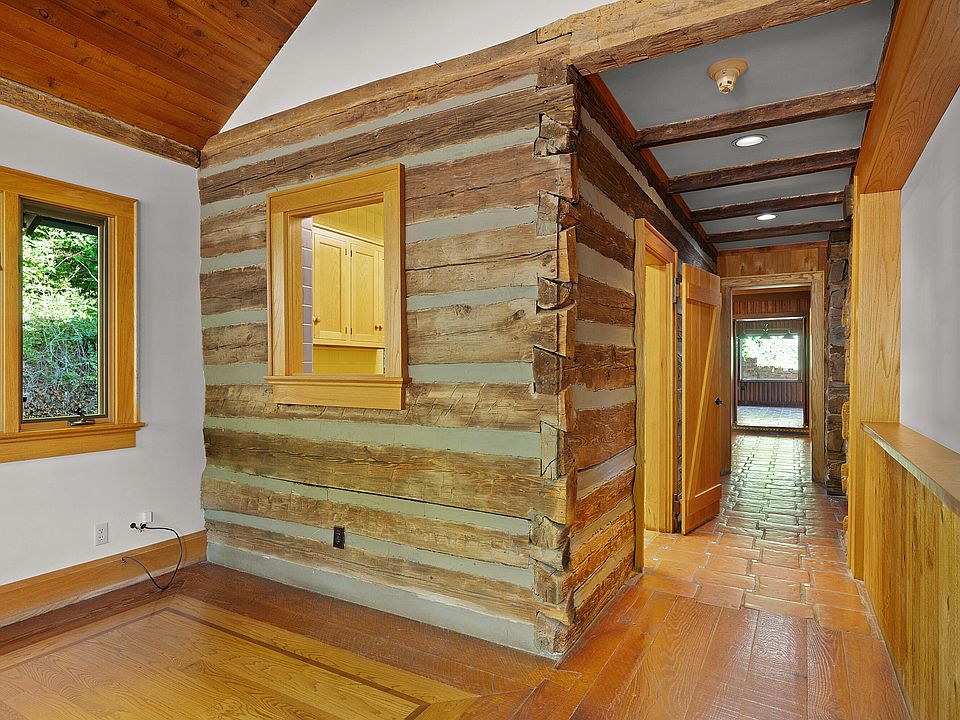 19th image of 2910 Crest Terrace Dr