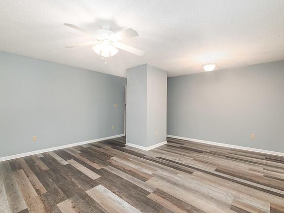 3rd image of 3506 Sable Palm Ln Unit D