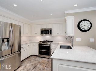 1054 Club Pl, Atlanta, GA 30319