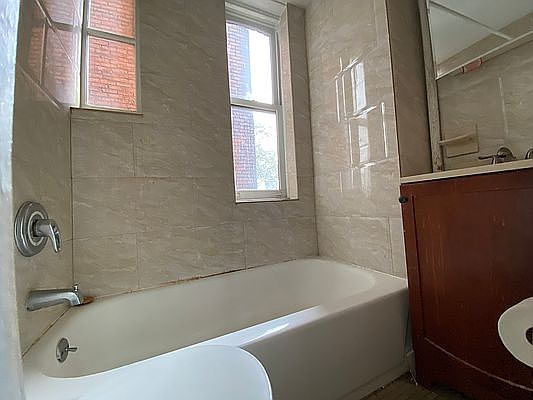 5th image of 32 Joralemon St APT 99