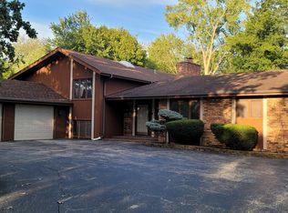 1045 Wingate Rd, Olympia Fields, IL 60461