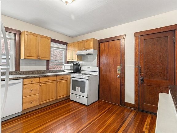 5th image of 8 Verndale Rd #1