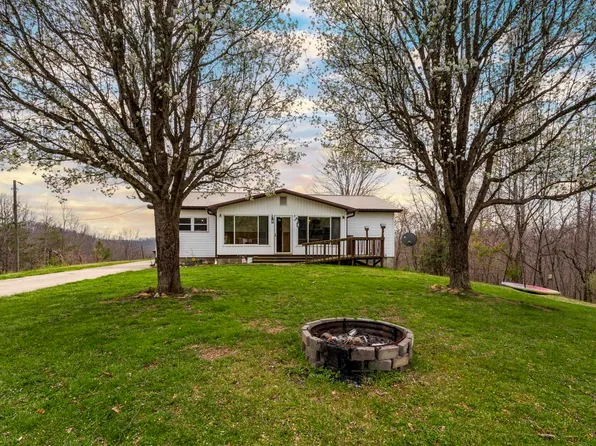 218 Tomblin Ln, Fort Gay, WV 25514