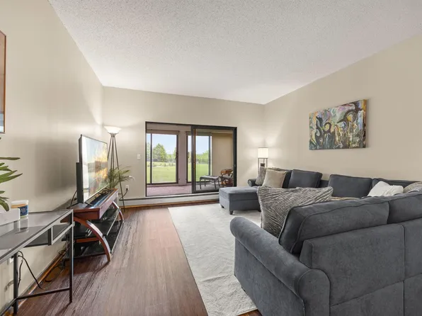 2275 Youngman Ave APT 106W, Saint Paul, MN 55116