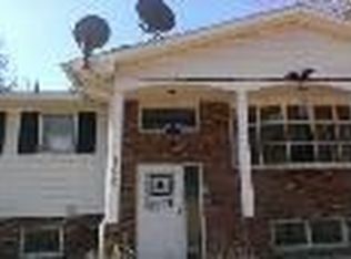 100 Edgewood Dr, Averill Park, NY 12018