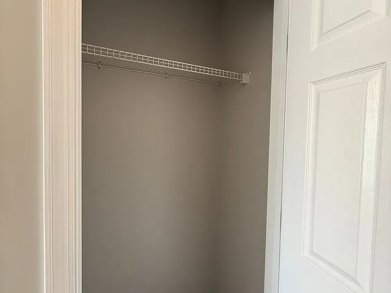 328 Ferguson St — Photo 14