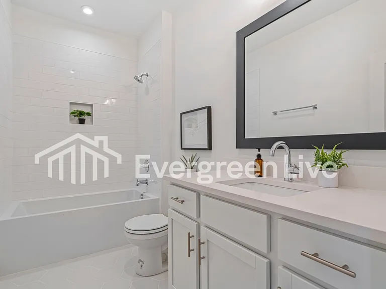 131 Leggo Ave — Photo 10