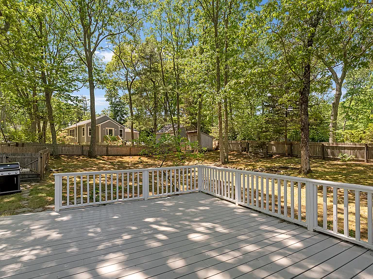 3580 Noyac Rd — Photo 14