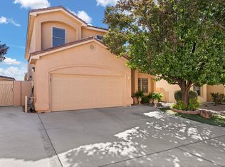 9244 Bluewood Ln NE, Albuquerque, NM 87122
