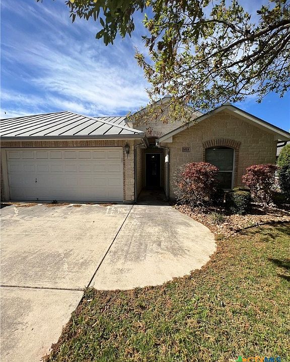 1st image of 3026 Green Mountain Dr
