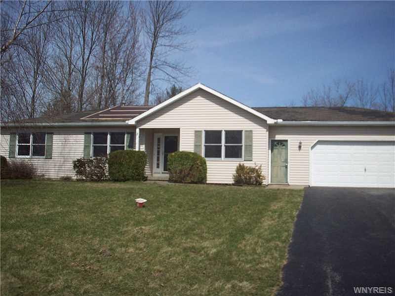1st image of 10 Glencove Ct