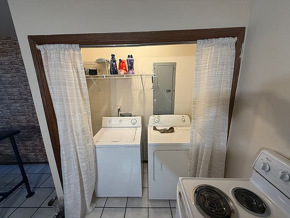 4th image of 514 S Logan Ave #A
