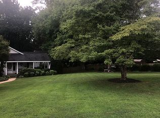 117 Motor Boat Club Rd, Greenville, SC 29611