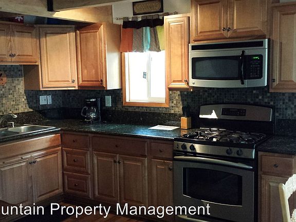 3rd image of 214 W Aeroplane Blvd