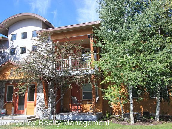 3rd image of 7580 Mountain Laurel Dr #A7