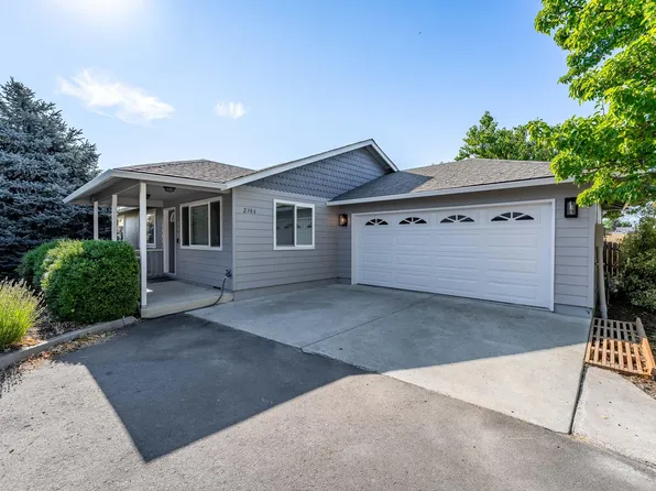 2386 Corona Ave, Medford, OR 97504