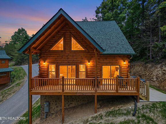 2nd image of 2107 Valley Creek Way