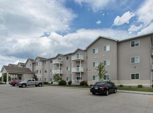 3434 28th St S UNIT 112, Fargo, ND 58104