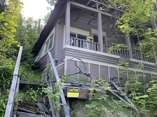 312 Elm St, Wallace, ID 83873