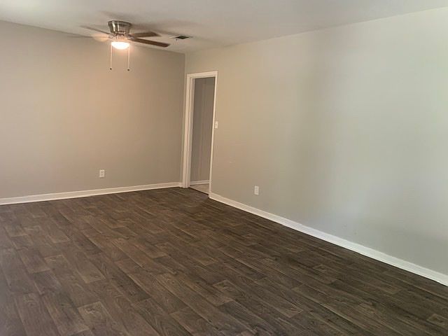 1st image of 1943 Teakwood Dr