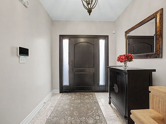 4th image of 84 Worthington Ave