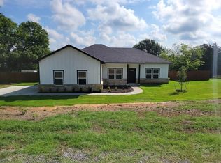 112 Coronado Trl, Weatherford, TX 76087