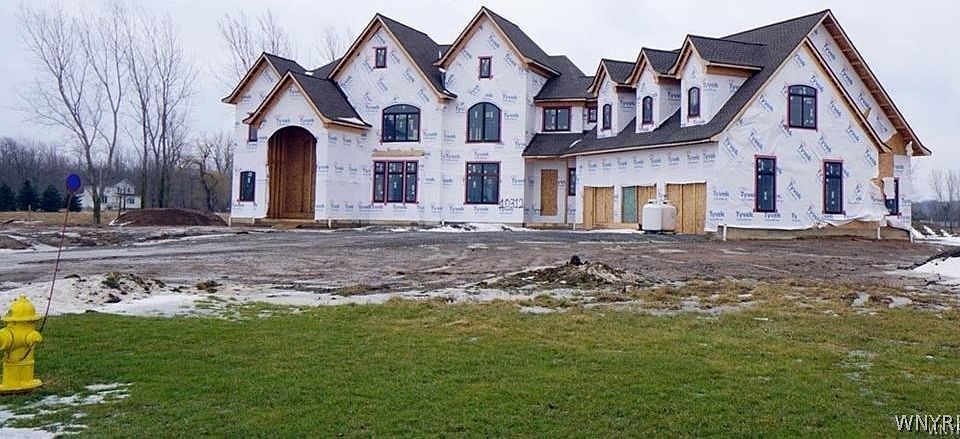 1st image of 10213 Shamus Ln S