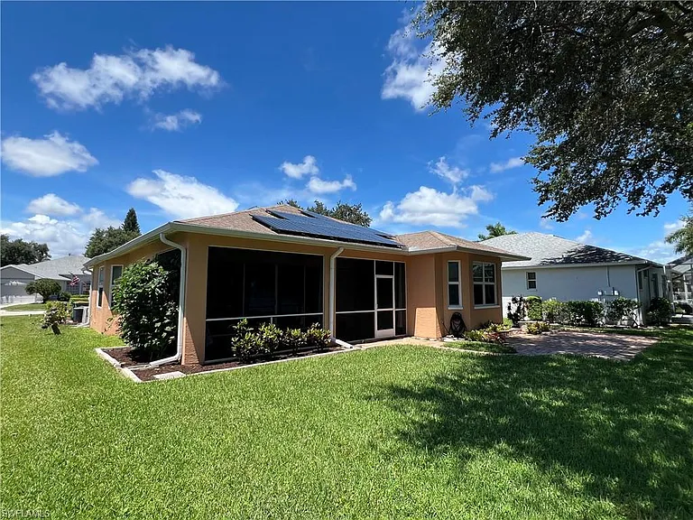 608 Crossfield Cir — Photo 12
