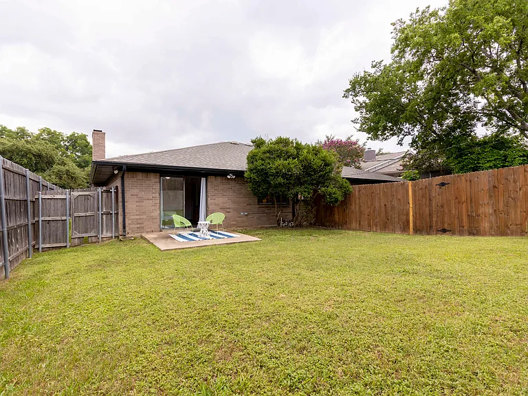 6454 Waverly Way — Photo 19